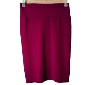 LuLaRoe Slip on cranberry color elastic waist polyester Skirt. Sz. Med